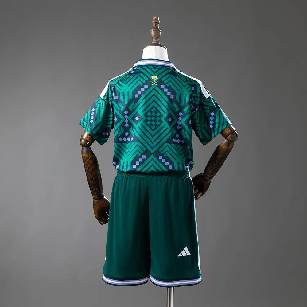 Conjunto infantil Arábia Saudita 2026 Home