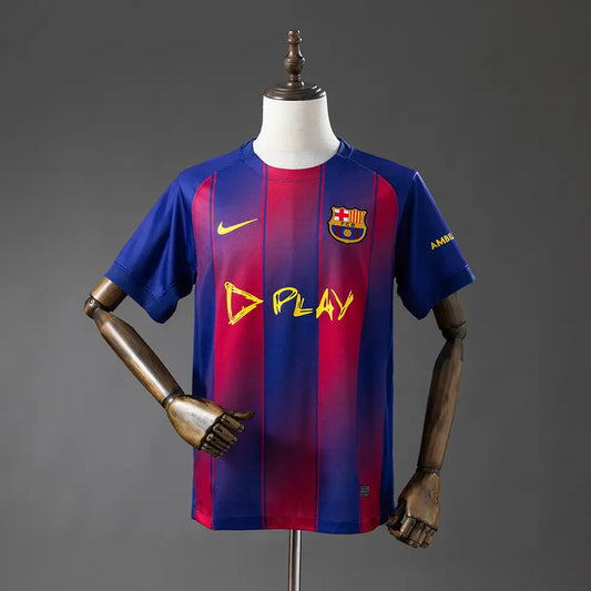 Camisola Barcelona 2025/26  Collaboration x DPLAY