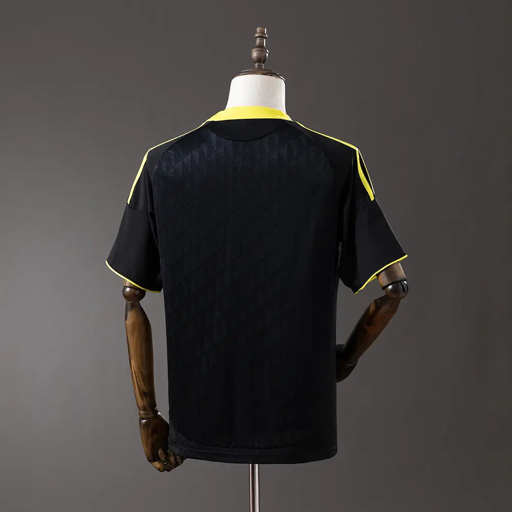 Camisola Liverpool 2010 Away - Retrô