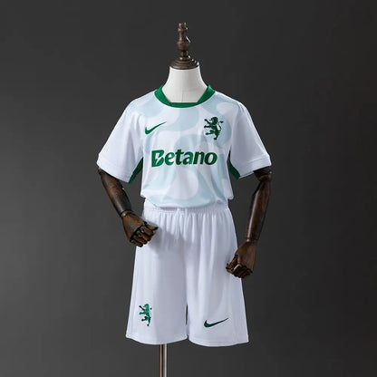 Camisola Sporting 2025-26 - Conjunto infantil